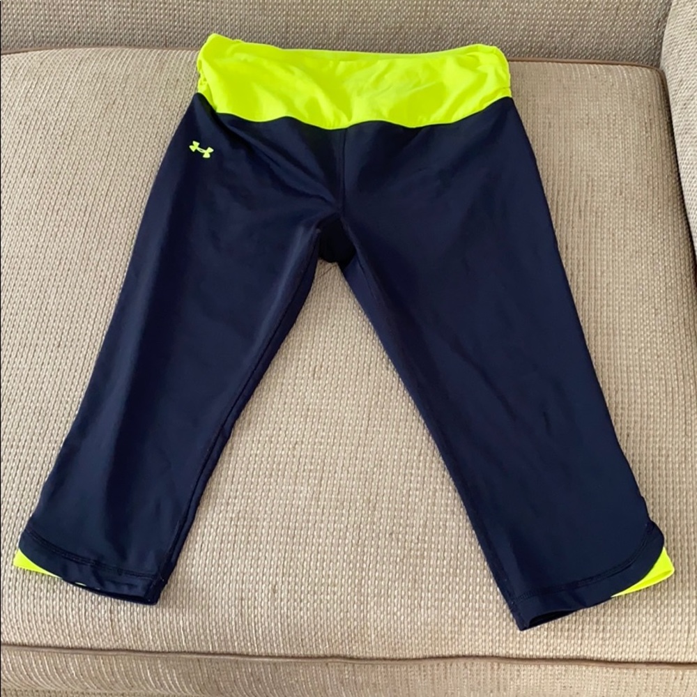 Women’s large under Armour leggings